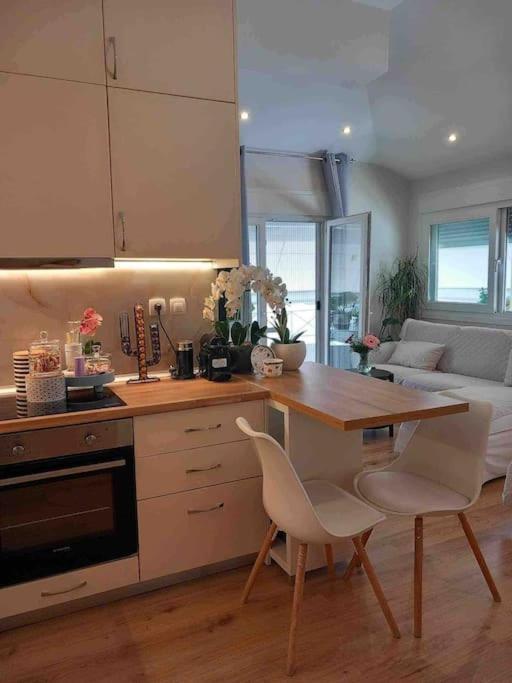 Cozy Studio Στο Κεντρο ลาริซา ภายนอก รูปภาพ