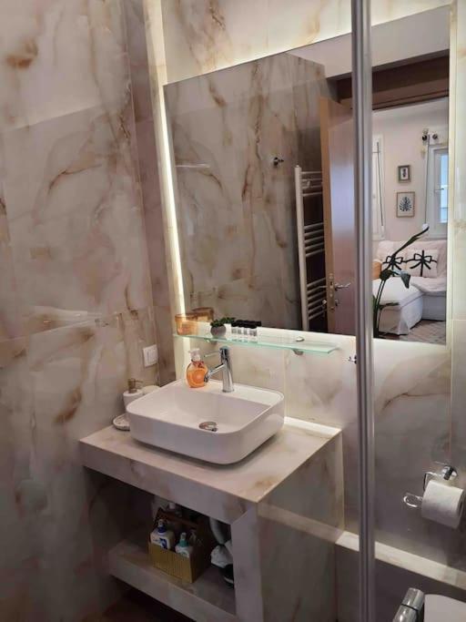 Cozy Studio Στο Κεντρο ลาริซา ภายนอก รูปภาพ