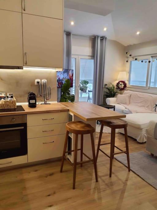 Cozy Studio Στο Κεντρο ลาริซา ภายนอก รูปภาพ